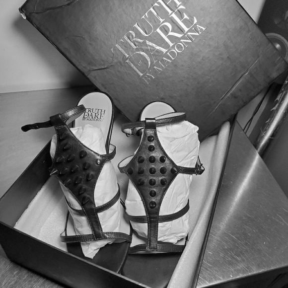 Truth or Dare by Madonna Shoes - MADONNA Truth or Dare US 8